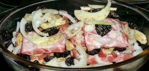 Rippchen mit Backpflaumen